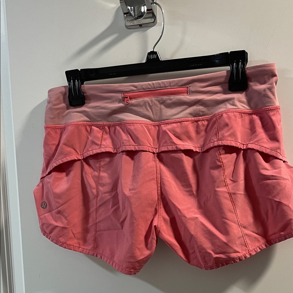 Lululemon Flawed Size 6 Women's Pink Athletic Shorts - Picture 2 of 5